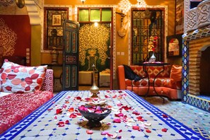 Lobby lounge - Riad Jennah Rouge - Hostel (Marrakech)