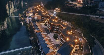 Spring Posh Roadsun International Hotel & Resort