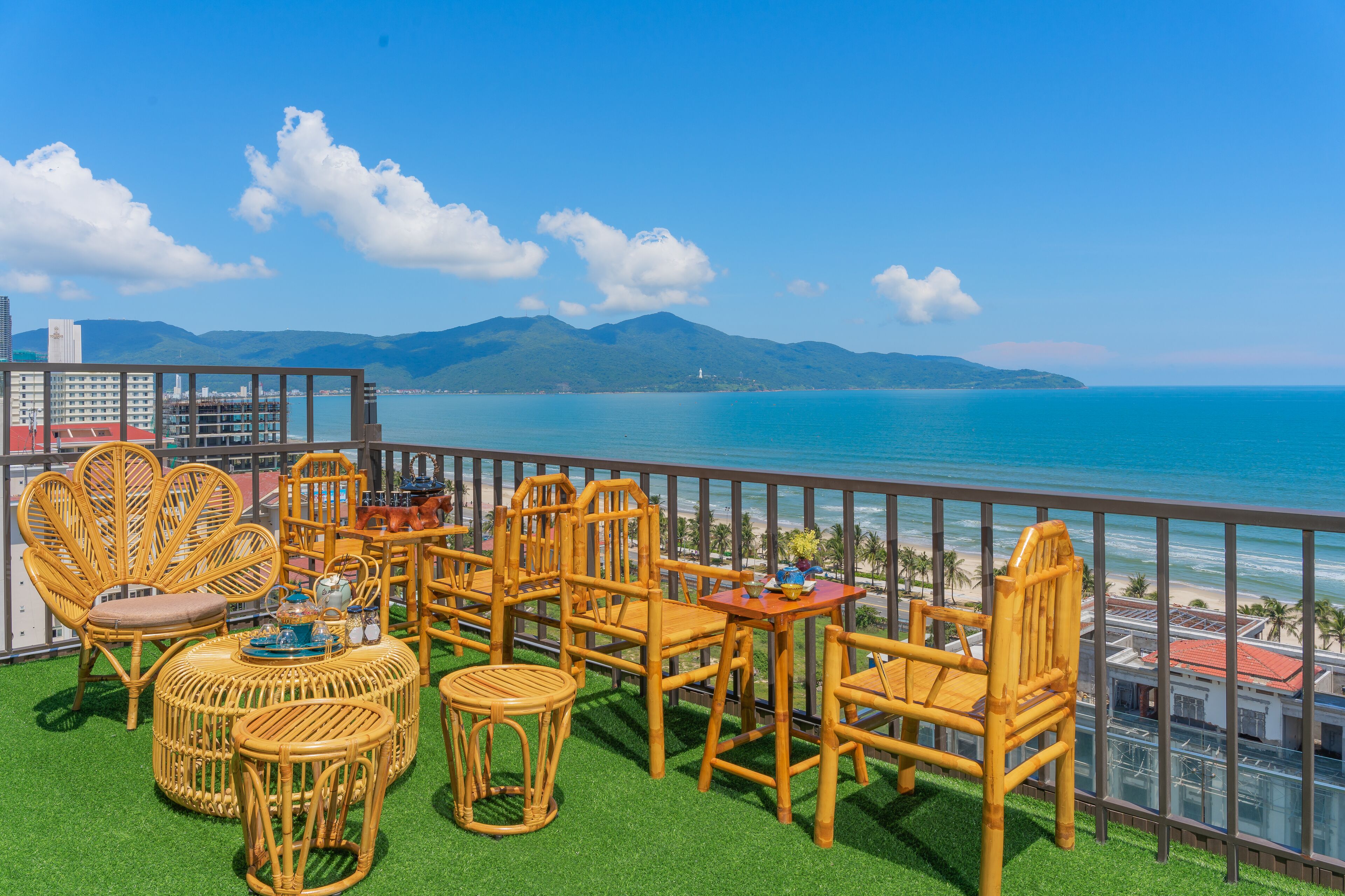 body treatments, facials, reflexology