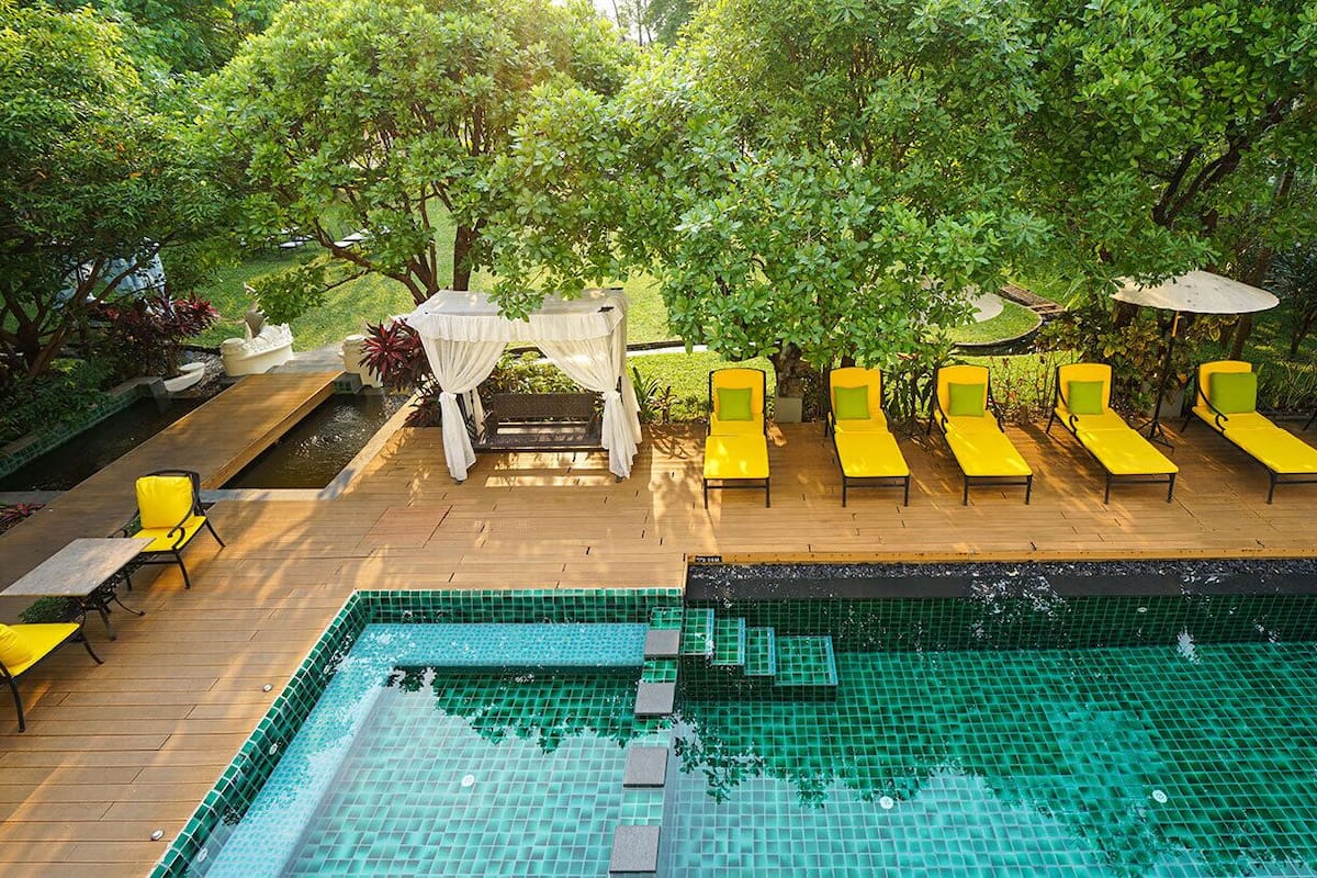 Minibar, desk, soundproofing, free WiFi