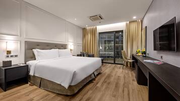 Superior Double Room, Balcony, City View | Balcony view