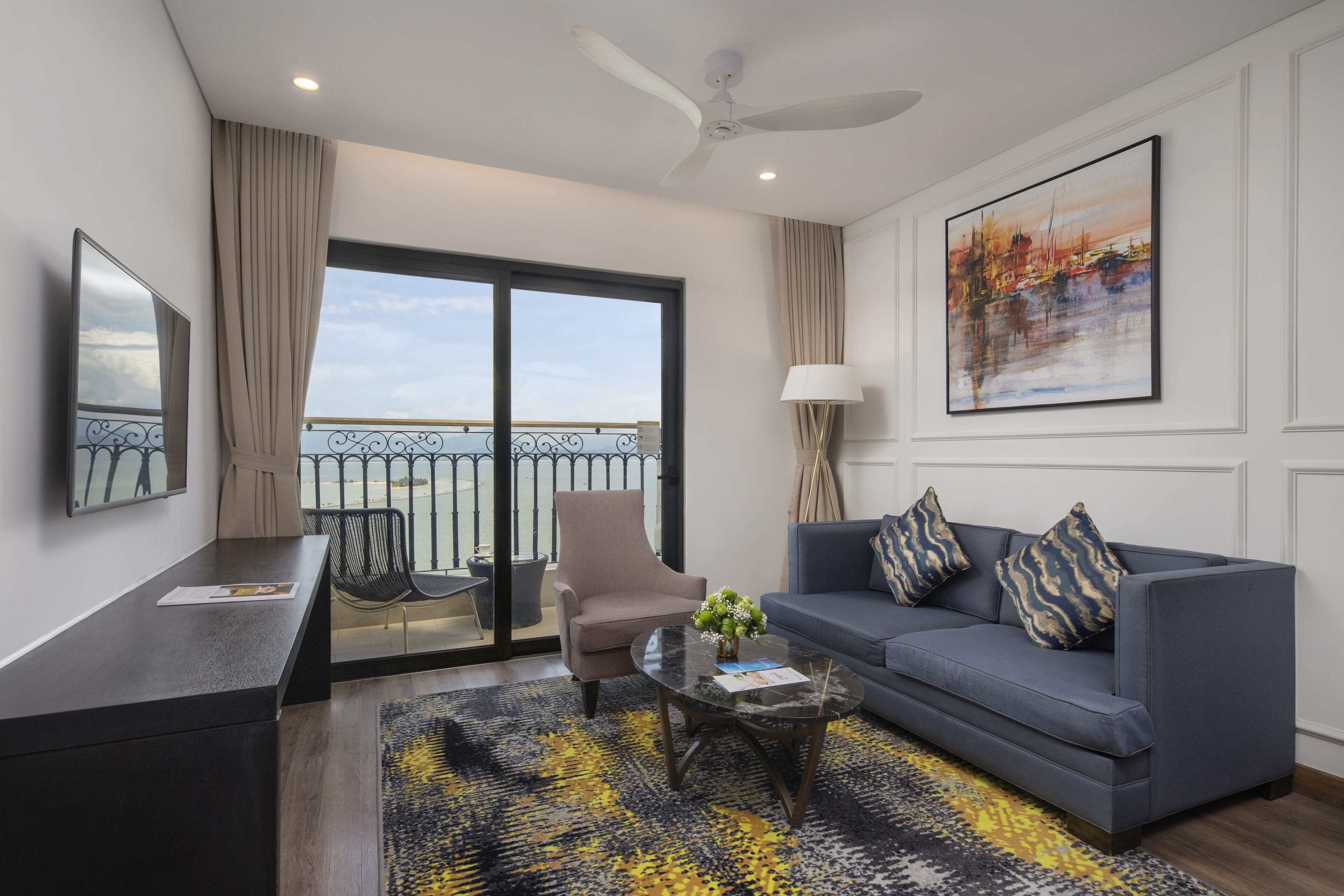 corner suite, 2 bedrooms, bay view | view from room