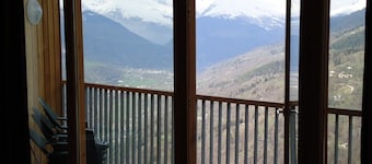 Exceptional 3 bedroom apartment in a fantastic location, Montchavin