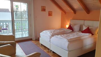 3 Schlafzimmer, BĂŒgeleisen/BĂŒgelbrett, Reisekinderbett, kostenloses WLAN