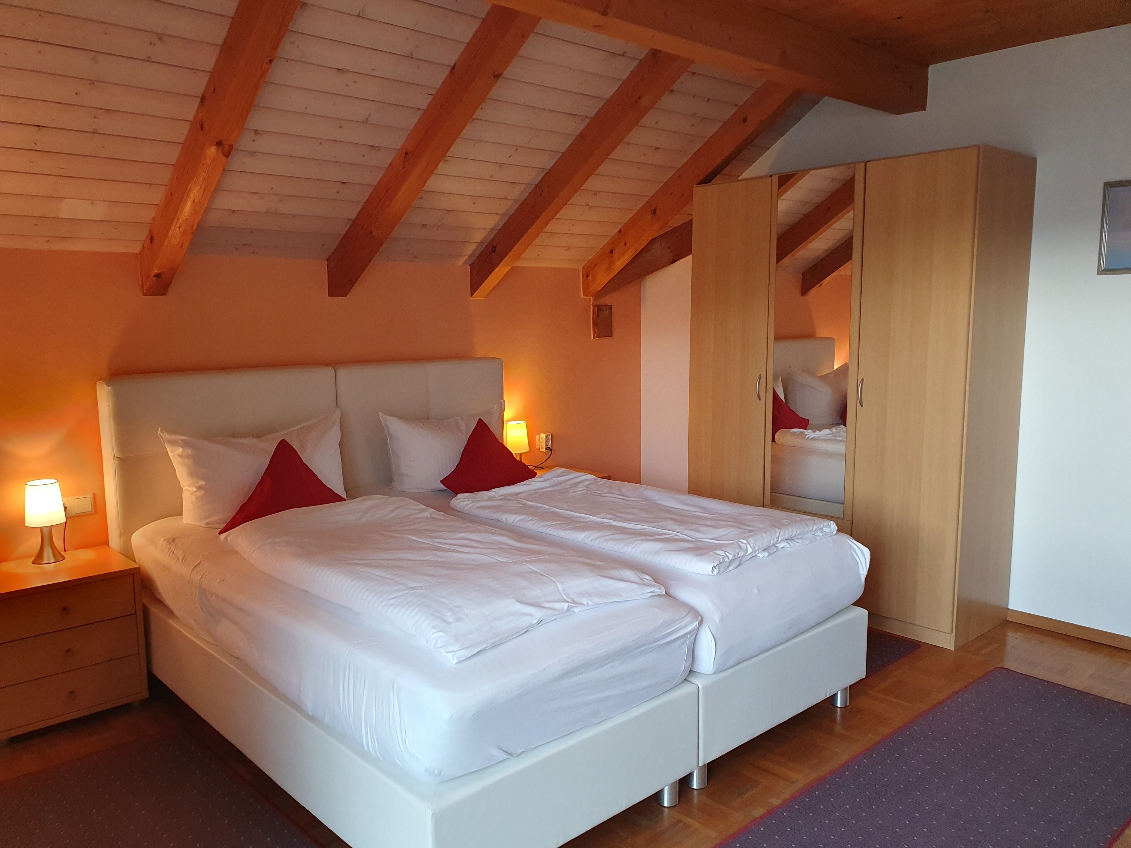 3 Schlafzimmer, Bügeleisen/Bügelbrett, Reisekinderbett, kostenloses WLAN