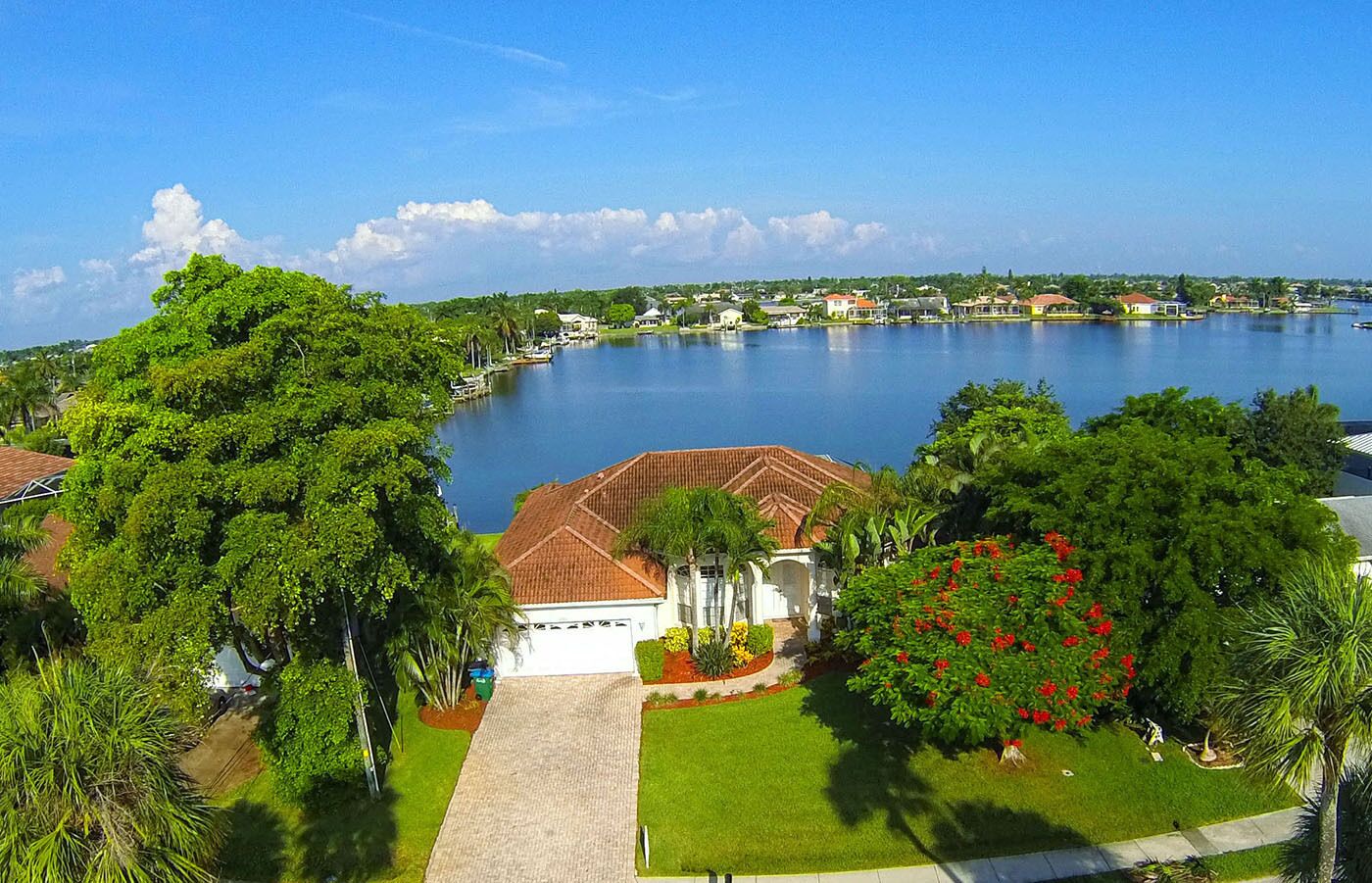 LVCC Villa Eight Lakes - Oasis of relaxation at the Eight Lakes