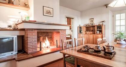 Villa familiale avec piscine et jardin, Ă 900 m de la vieille ville