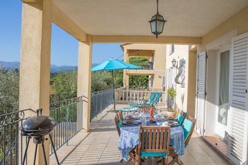 Apartamento, Lujo, 80m², Vista, Piscina climatizada, Aire acondicionado, Wifi, 6 personas