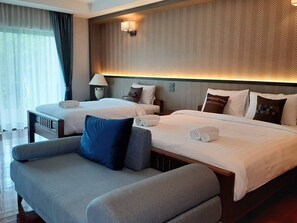 Pool Villa 3 People | 迷你吧、免费 WiFi、床单