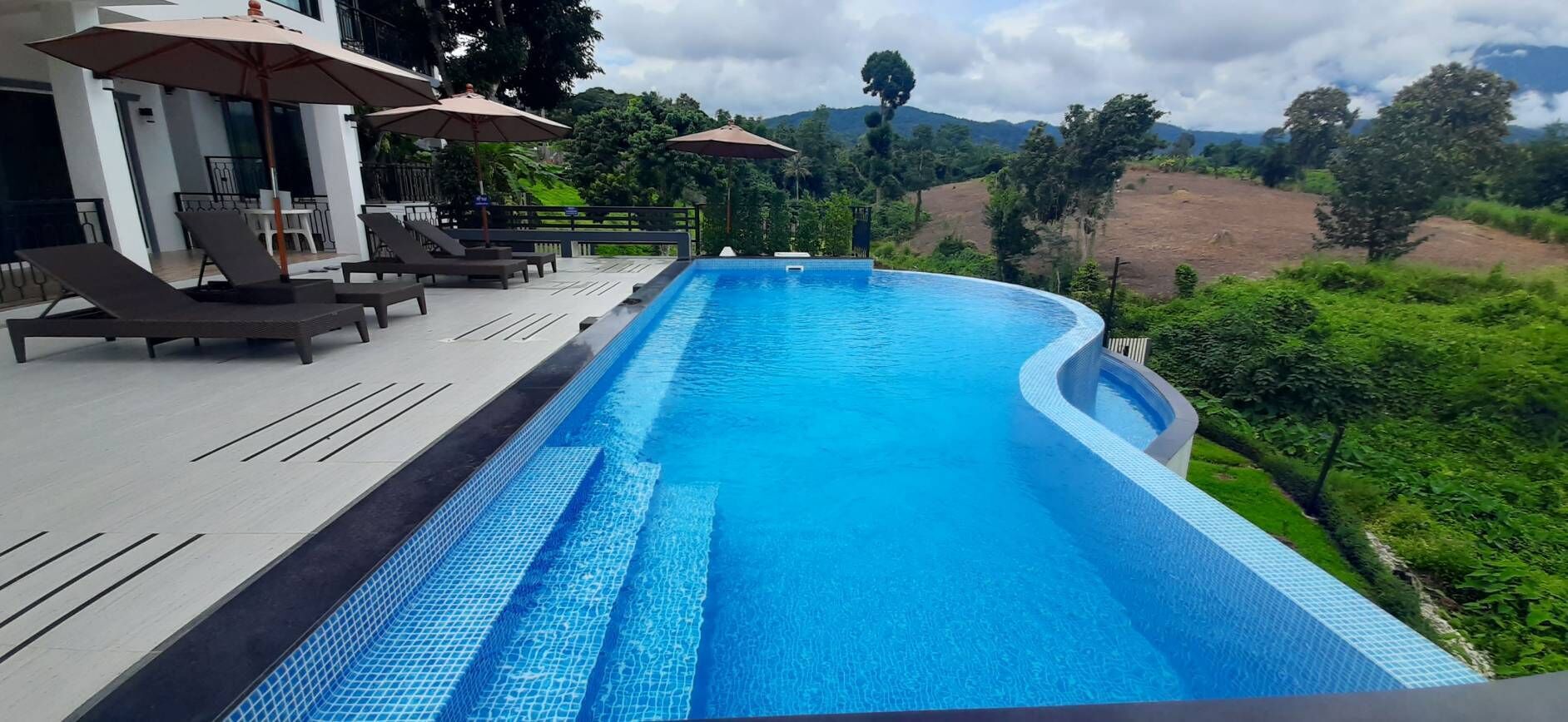 Pool Villa 4 People | 露台/庭院