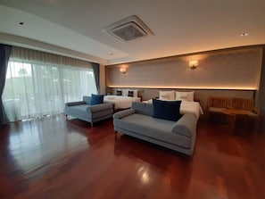 Pool Villa 4 People | Minibar, Wi-Fi gratuit, draps fournis