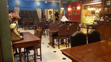 Desayuno inglés todos los días (con cargo)