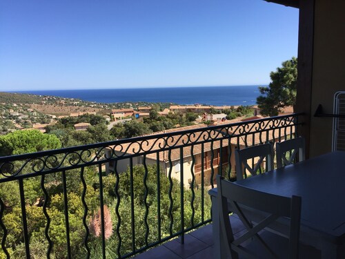 Le Hameau Belle Terrasse mit herrlichem Meerblick 