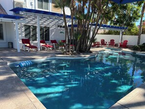 Piscine extérieure, piscine chauffée