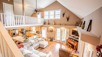 Een smart-tv, een dvd-speler en boeken