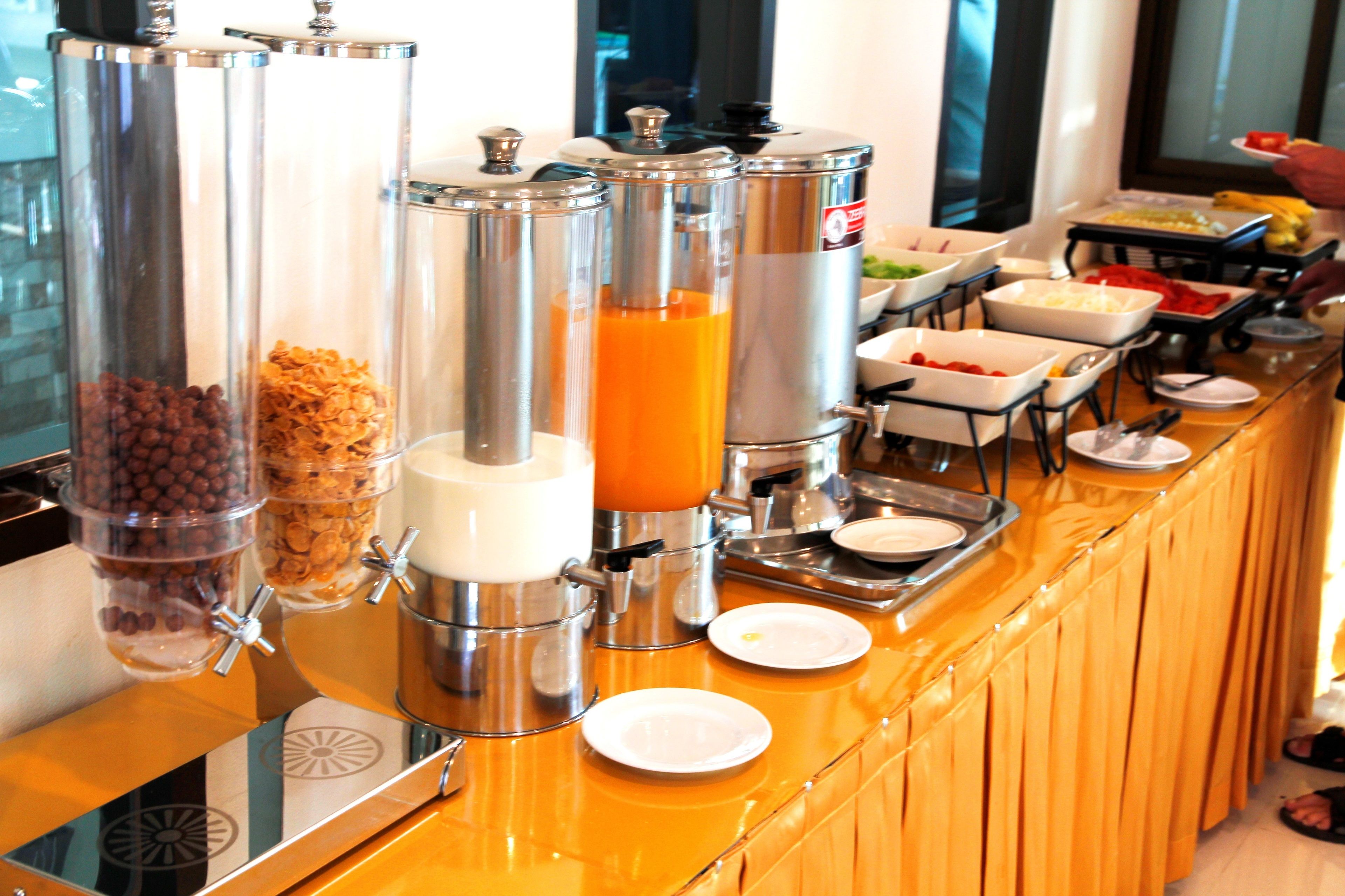 Tägliches Frühstücksbuffet gegen Gebühr