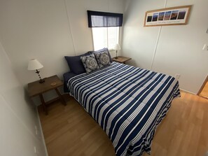 3 habitaciones, tabla de planchar con plancha y wifi gratis 