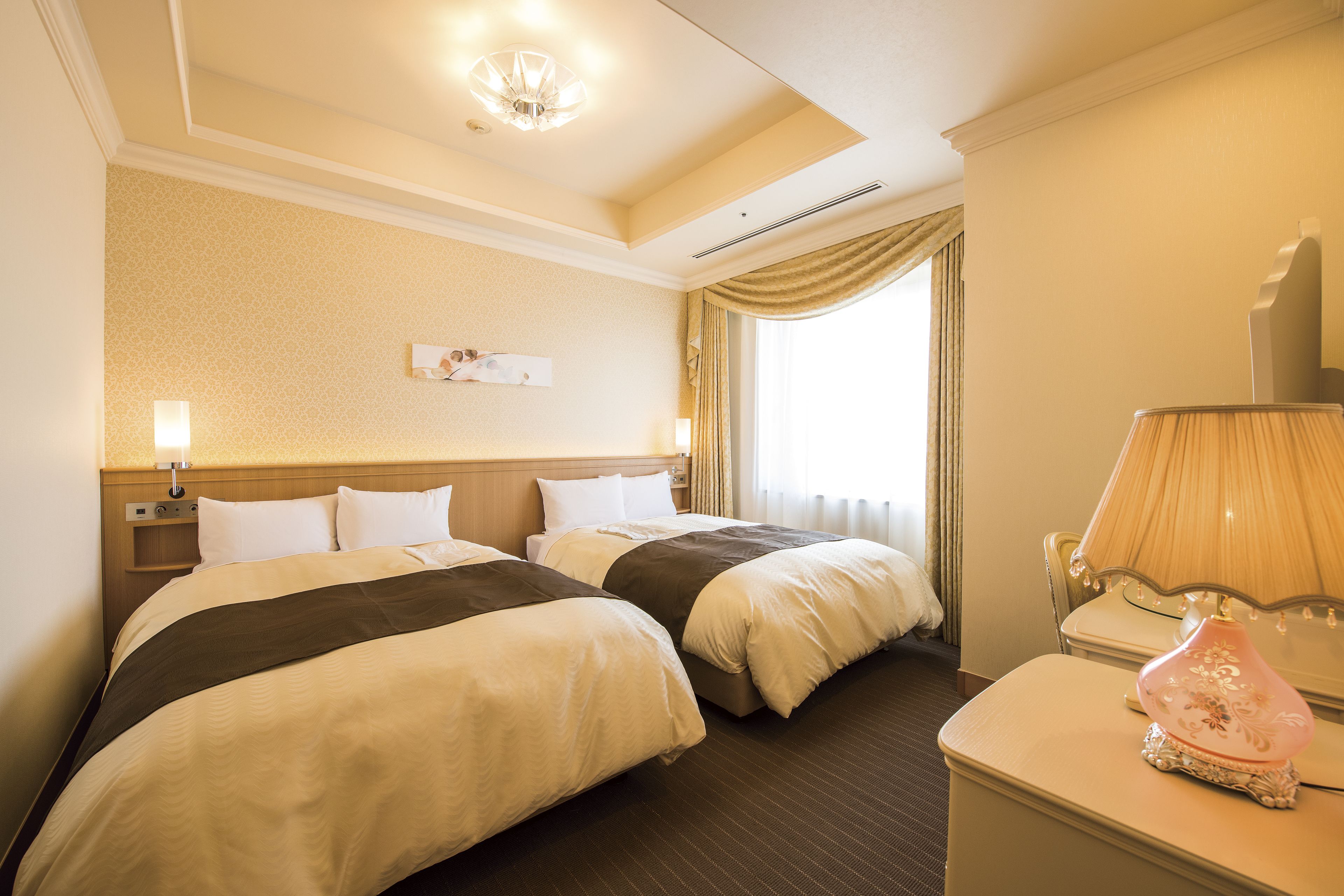 suite, 2 bedrooms, ocean view | desk, free wifi, bed sheets