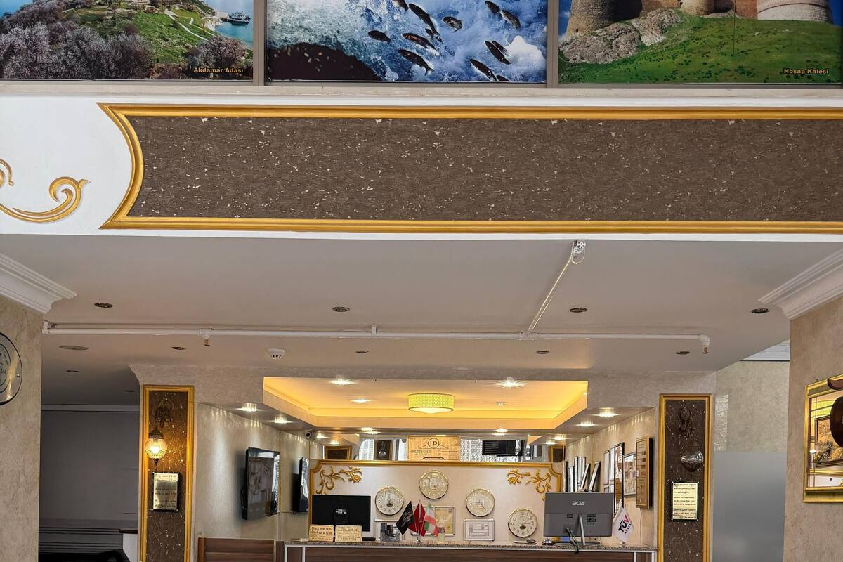 Habitación estándar con 2 camas individuales | 1 dormitorio, caja fuerte, escritorio y sistema de insonorización