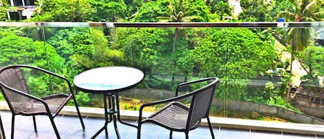 Deluxe Studio | Balcony