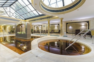 2 indoor pools, seasonal outdoor pool, pool umbrellas, sun loungers