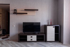 Apartment, 1 Bedroom | Room amenity