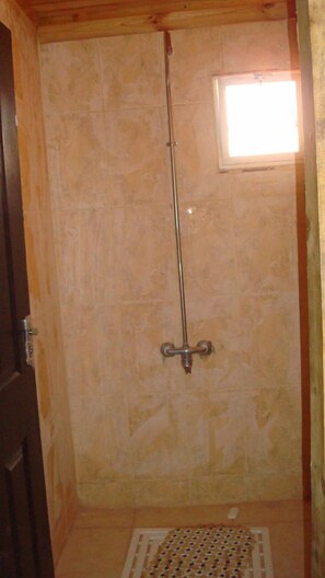 Dusche im Bad