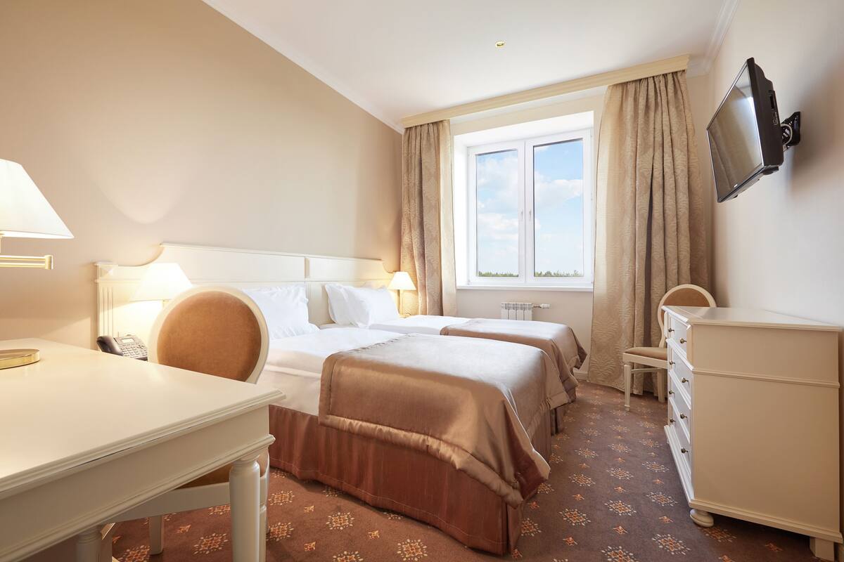 Standard Double or Twin Room | Premium bedding, minibar, in-room safe, desk