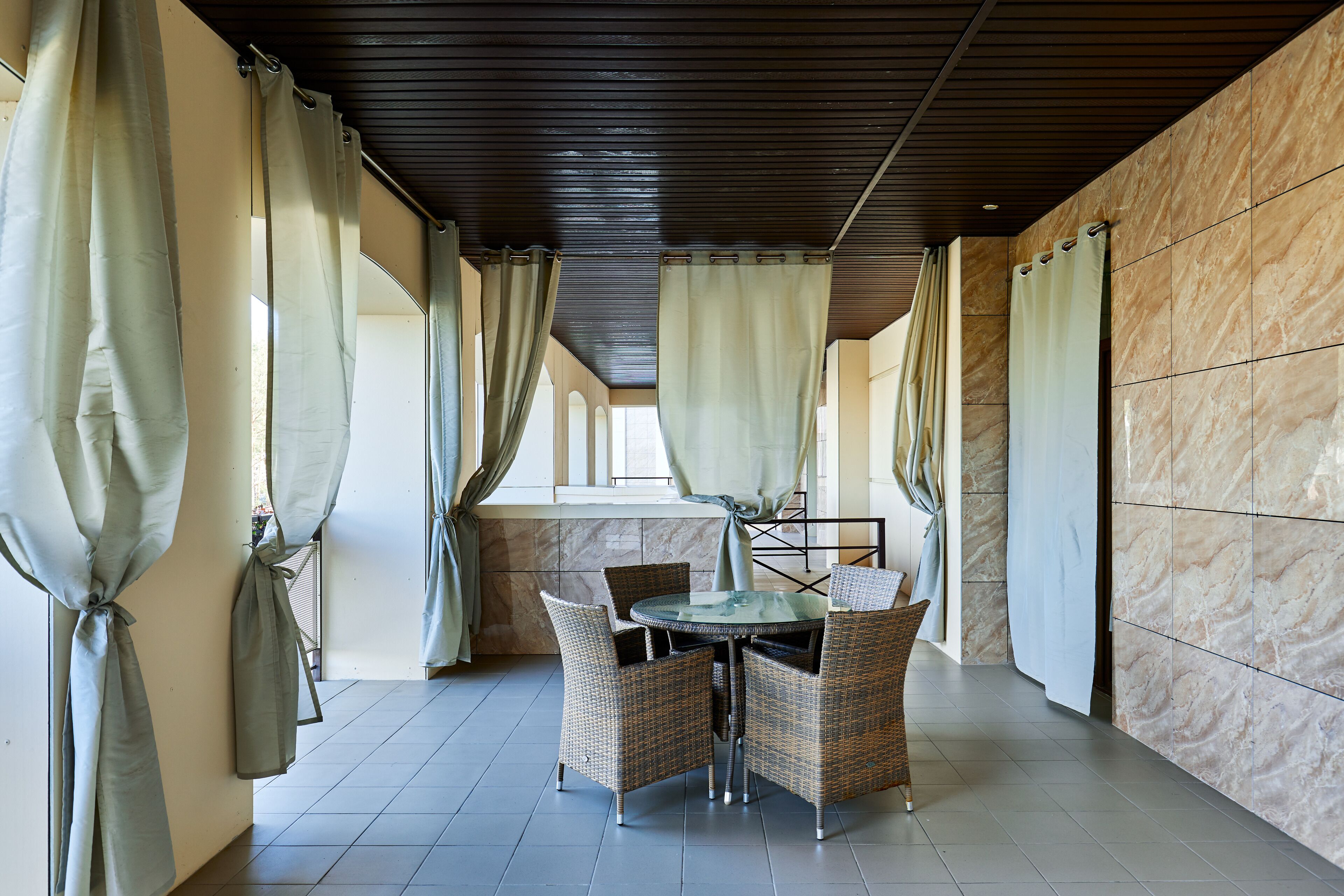 Huoneisto, 2 makuuhuonetta, terassi | Lanai