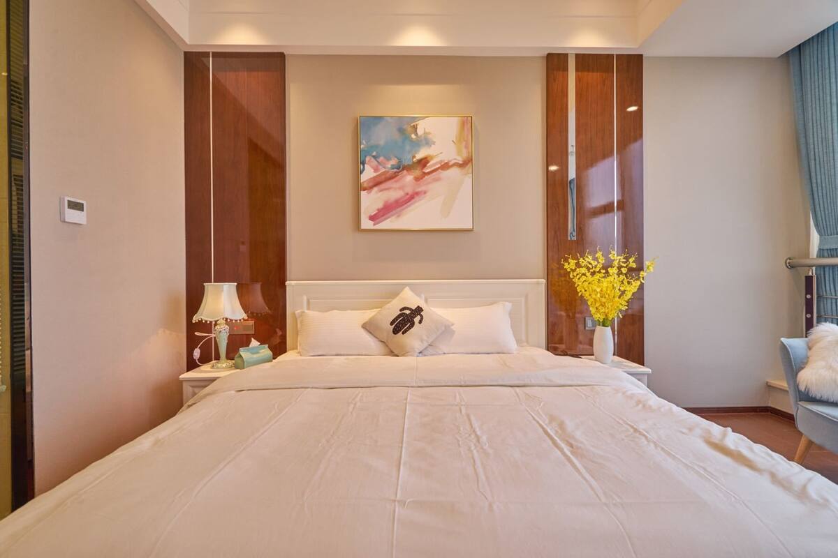 Standard-Apartment, Flussblick | Schreibtisch, Verdunkelungsvorhänge, kostenloses WLAN