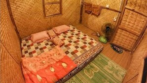 Bamboo Hut | 간이 침대
