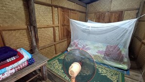 Bamboo Hut | 간이 침대