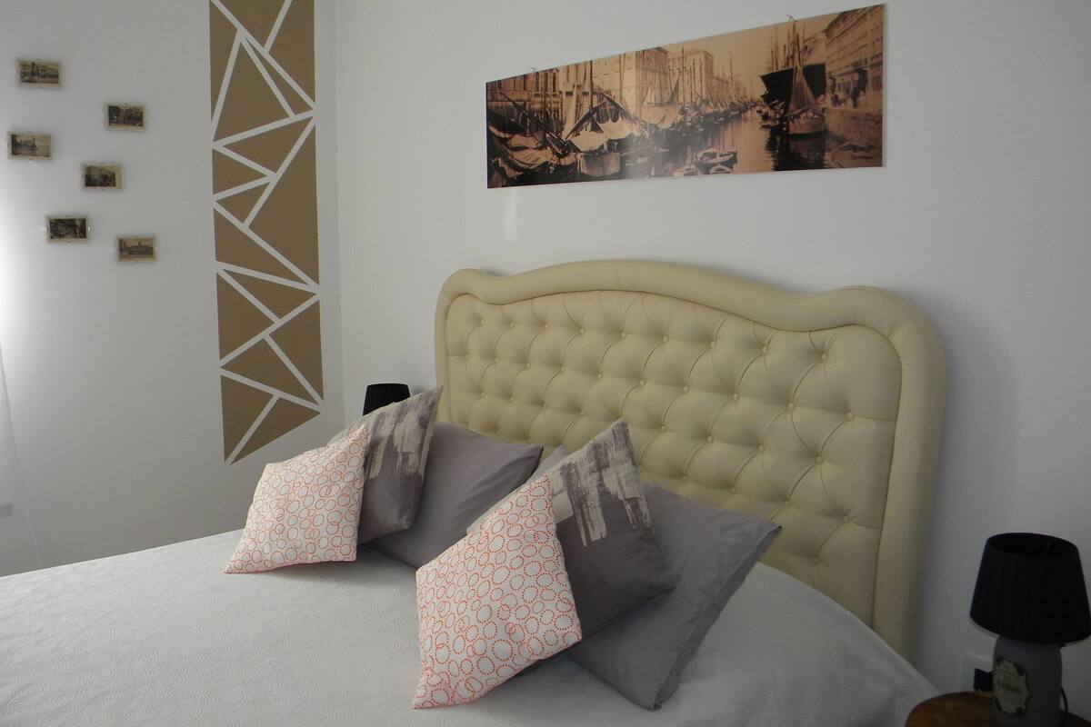 Comfort Double Room, Multiple Beds, City View | Premium bedding, in-room safe, desk, iron/ironing board