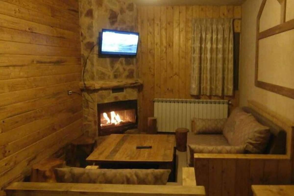 Chalet, 1 chambre | Coin séjour