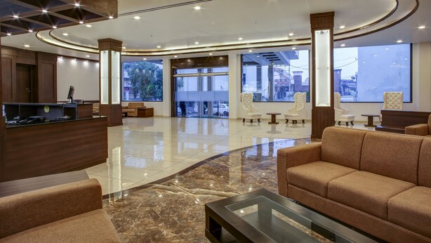 Sảnh tiếp tân