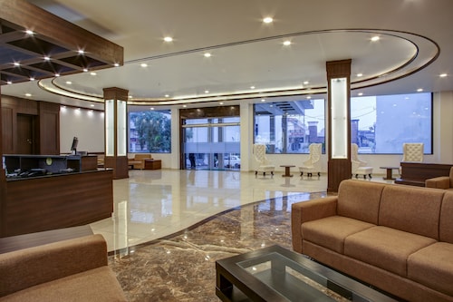 Hotel The Royal Krishna