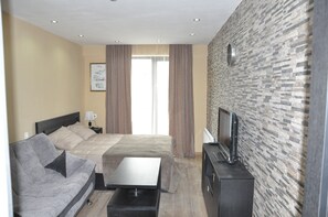 公寓 (Studio) | 高档床上用品、熨斗/熨板、免费 WiFi