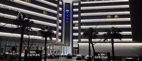 Front of property - evening/night