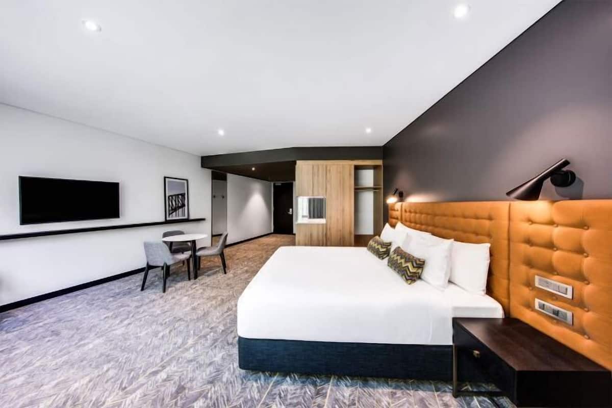 Ropa de cama hipoalergénica y minibar
