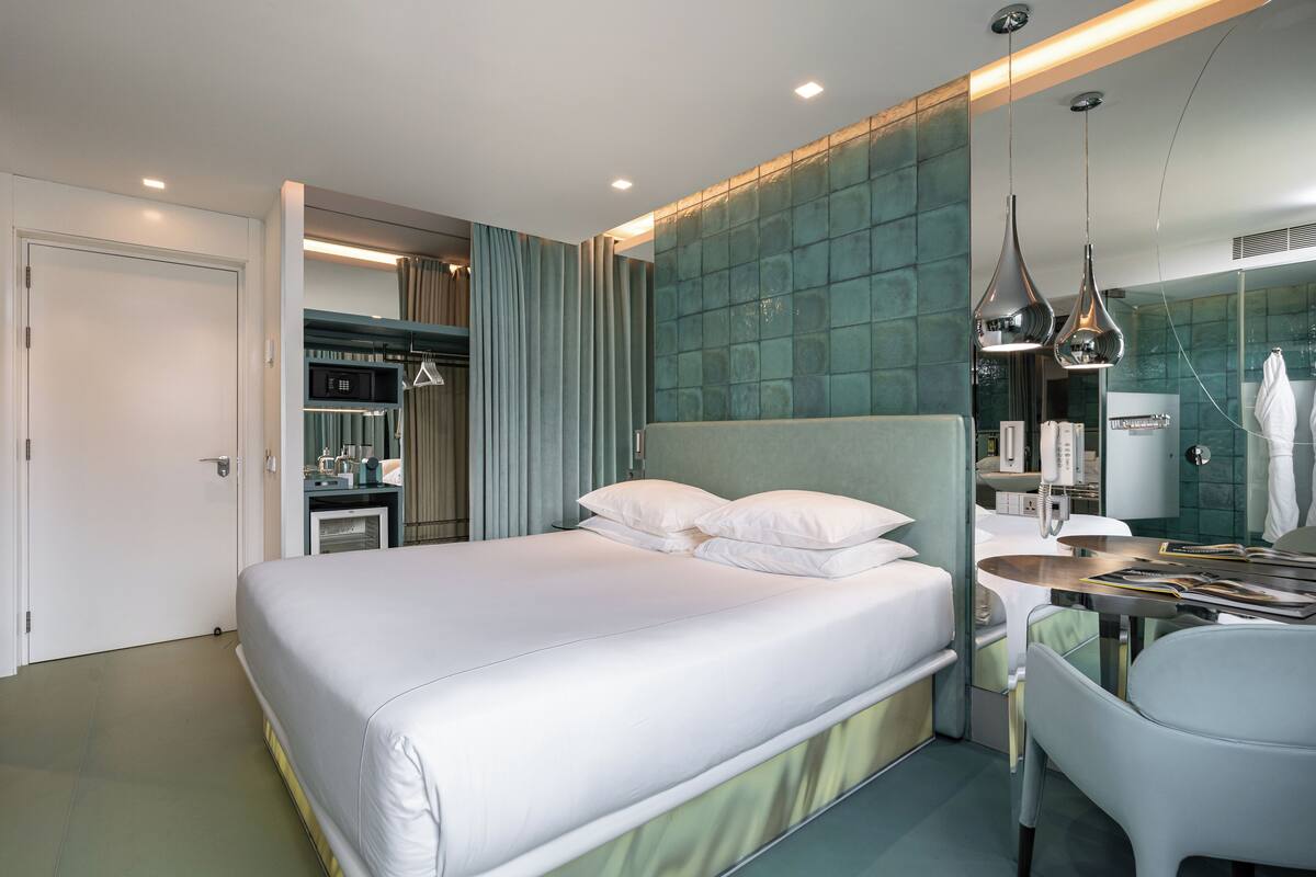 1 habitación, ropa de cama hipoalergénica y minibar