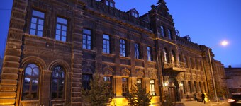 Cheltikov Hotel