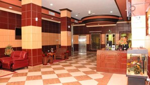 Quầy tiếp tân