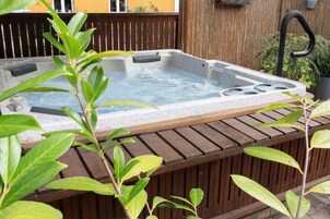 Behandlingsrum til par, kropsbehandlinger, hot stone-massage