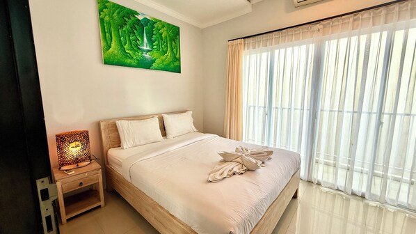 Premium bedding, free WiFi, bed sheets