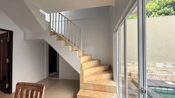 1 kamar tidur, seprai premium, Wi-Fi gratis, dan seprai linen