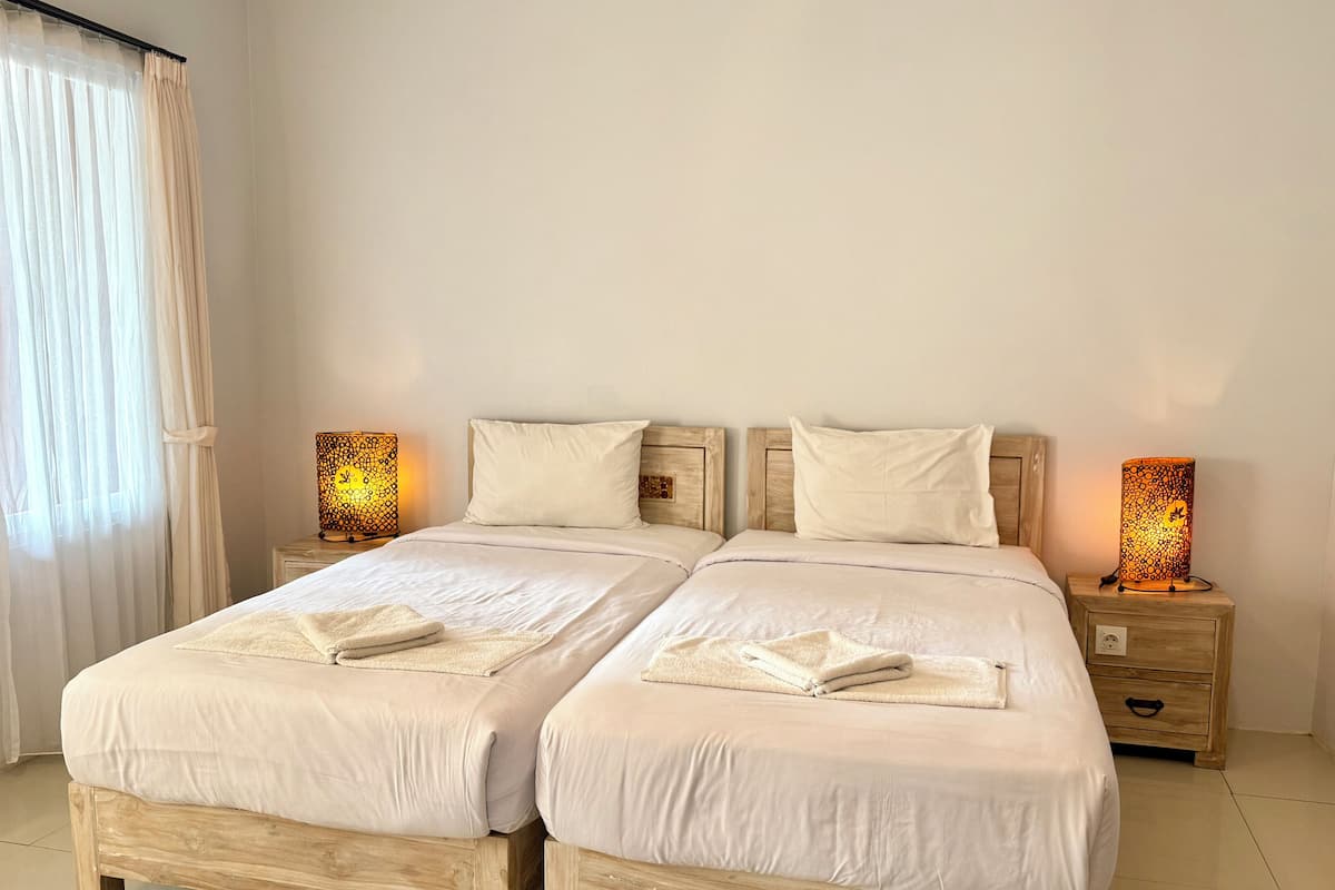 Premium bedding, free WiFi, bed sheets