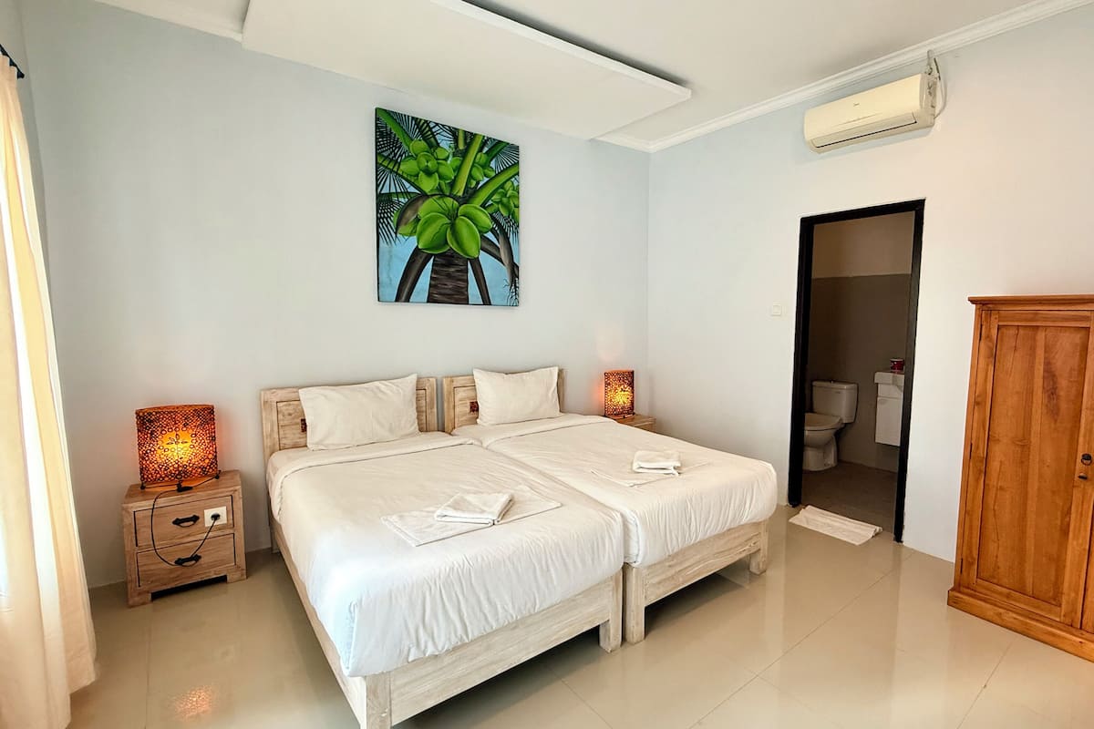 Premium bedding, free WiFi, bed sheets