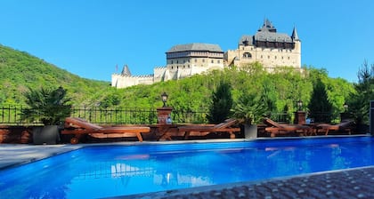 Hotel KarlĆĄtejn