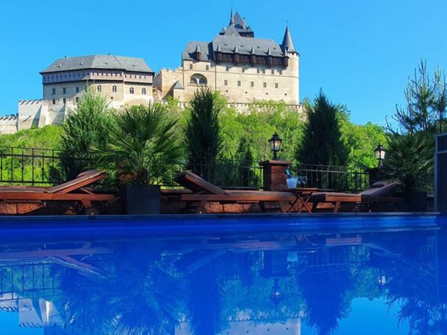 Outdoor pool, sun loungers