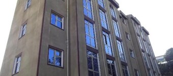 The Lions Den Hotel
